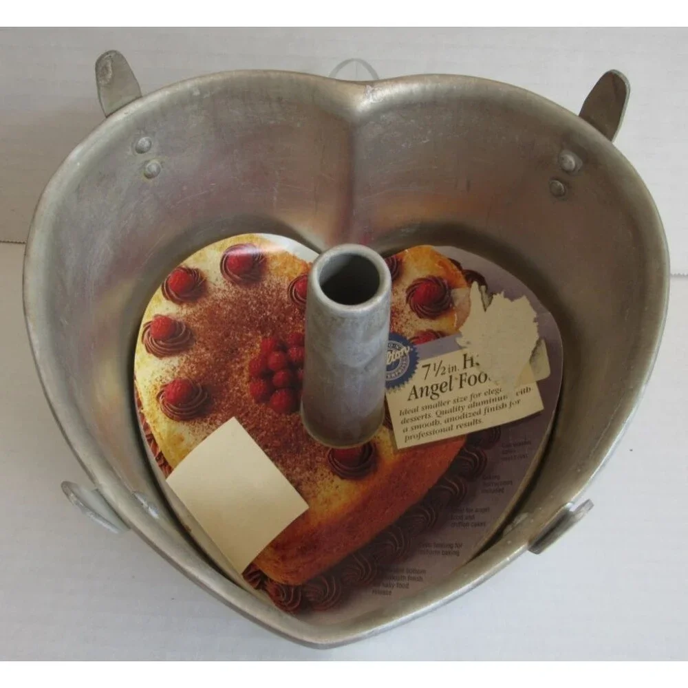 VTG Wilton 7.5 Inch Angel Food 2 Piece Cake Pan Heart Non Stick 1990s Aluminum